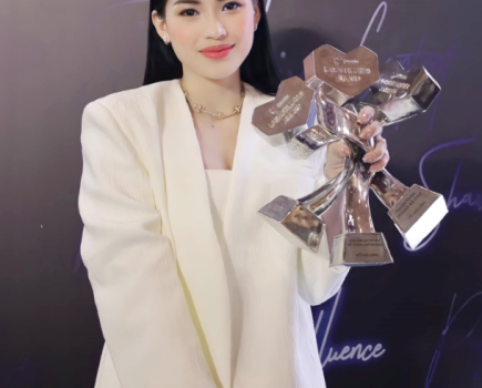 Sau những biến cố truyền thông, Võ Hà Linh vẫn là lựa chọn hàng đầu của nhiều thương hiệu nổi tiếng