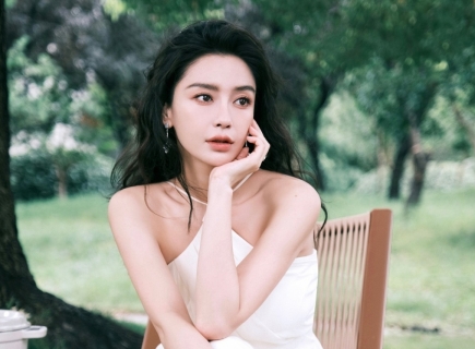  Bí quyết giữ dáng thon gọn của Angela Baby