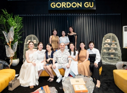 Doanh nhân Dương Quốc Nam tạo “vũ trụ nghệ thuật” hút dàn sao Giáng My, Hà Kiều Anh, Công Trí cùng góp mặt