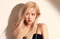 Rosé BlackPink bật mí cách chăm sóc da để có làn da trắng sáng tự nhiên