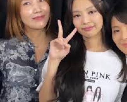 Mama Kim: Hậu phương vững chắc của Jennie (Blackpink)