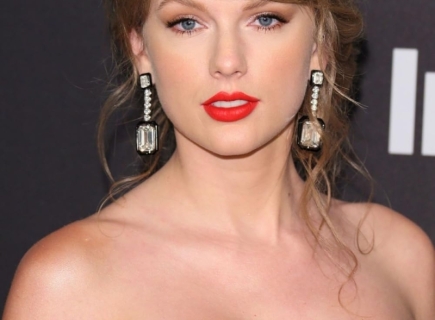 Mở rộng vốn từ vựng khi nghe nhạc của Taylor Swift